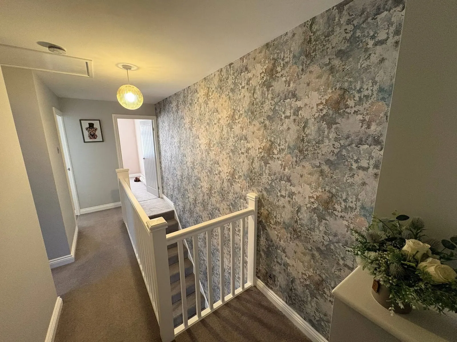 Wallpapered stairwell landing — Hereford project, photo 1